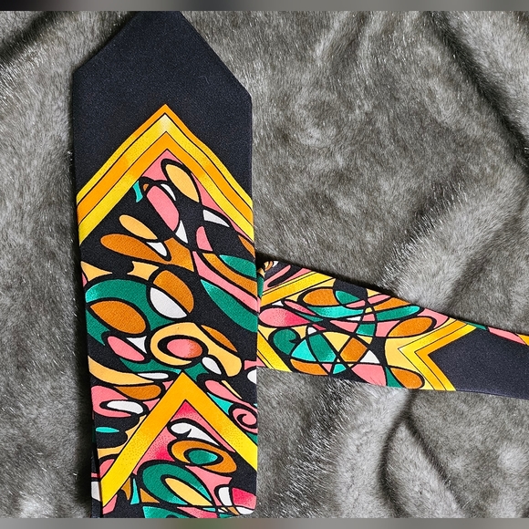 Rush Limbaugh No Boundaries Collection Men's Silk Tie - Picture 1 of 3